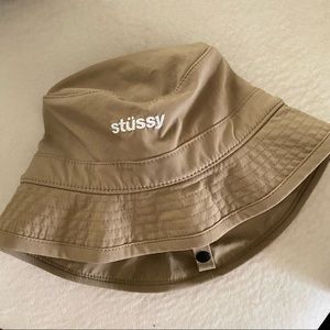 Stussy Bucket Hat - S